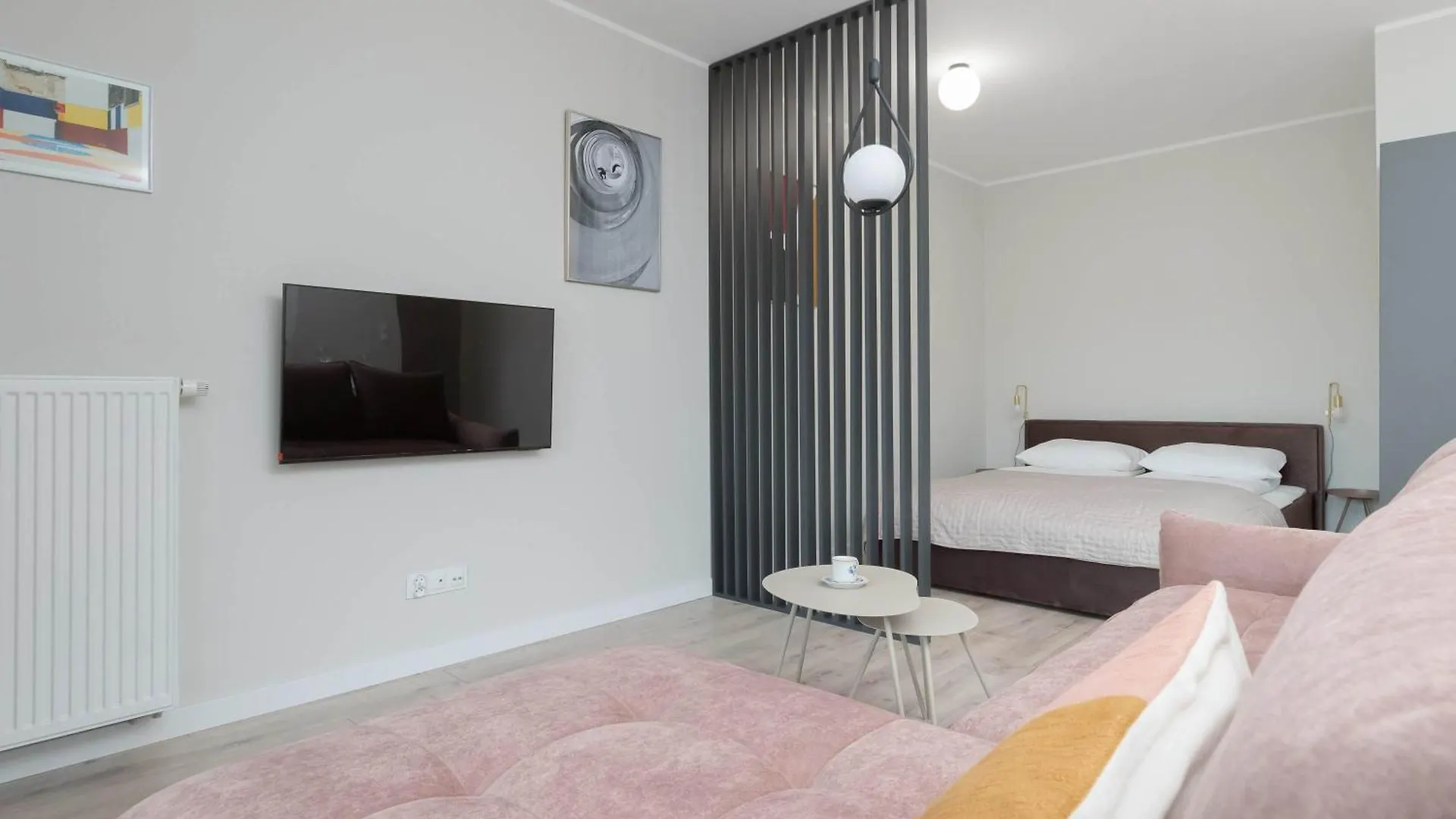 Eleganckie Studio Blisko Rzeki W Gdansku Z Balkonem By Noclegi Renters Poland